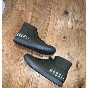 NOBULL High Top Trainers (like-new)